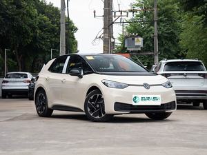 <span class=keywords><strong>ID</strong></span>.3 Smart Edition <span class=keywords><strong>Pro</strong></span> 2026, berline électrique avec une autonomie de 451 km (CLTC) et une batterie LFP de 53,6 kWh pour une conduite intelligente - Product Image 2