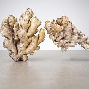 Gingembre Vieilli 25kg, Frais et Brut, Deux Gommes Jaunes de Gingembre et Curcuma en Forme de Cube, Cultivé à Domicile et Fraîchement Récolté en Chine Continentale pour la Cuisine - Product Image 1