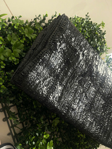 Malla de Sombra Rectangular de HDPE con Protección Solar del 90%, Resistente a los Rayos UV, para Paredes, Cercas, Jardines y Protección Exterior - Product Image 4