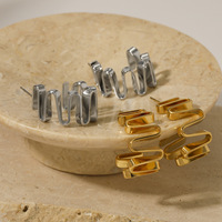 Boucles d'oreilles ondulées asymétriques sculpturales Gaovo pour femmes, bijoux tendance en acier inoxydable de qualité supérieure, style artistique et métallique
