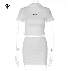 <span class=keywords><strong>Ensemble</strong></span> 2 pièces pour femmes, haut court à manches longues et <span class=keywords><strong>jupe</strong></span> mini moulante, tenue de club sexy personnalisée pour femmes - Product Image 4