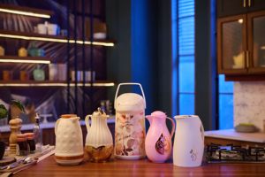 <b>Plastic</b> Body Vacuum Flask 1.6 L Hot Wave Pumper Double Wall Vacuum <b>Jug</b> Thermos Glass, Ideal for Keeping Beverages Insulated - Product Image 5