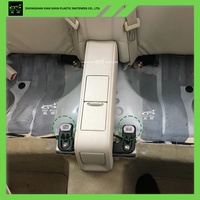 Meilleur fabricant de coussin de siège en plastique nylon Clip de crochet de retenue en plastique de siège arrière pour attaches automobiles