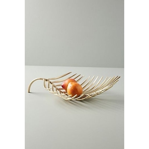 Corbeille à fruits moderne en métal doré, décorative en forme de feuille, pour centre de table, comptoir de cuisine, présentoir à fruits - Product Image 1