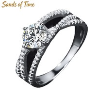 Bague Solitaire à Quatre Griffes en Argent 925 avec Moissanite, Anneau de Baiser Brillant Entièrement Pavé, Luxe Léger, Classique et Tendance pour Femme