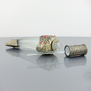 Tùy Chỉnh Chai Thủy Tinh Cho Các Loại Tinh Dầu 25Ml Chai Nước Hoa Với Cong Dao Thiết Kế Bán Buôn - Product Image 6