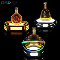 Présentoir à vin lumineux à trois niveaux en acrylique avec éclairage LED pour comptoir, fabriqué au Vietnam par DSP
