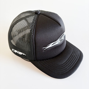 Gorra de Béisbol de Gamuza de Alta Calidad con Bordado Clásico de Moda, 5 Paneles, Visera Curva, Logotipo Personalizado - Product Image 3