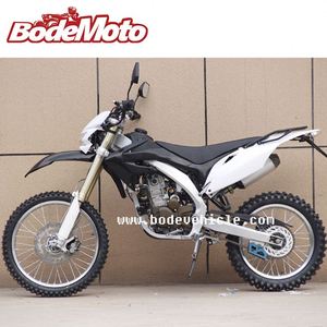 Motocicleta Todoterreno China Barata <span class=keywords><strong>de</strong></span> <span class=keywords><strong>250</strong></span> CC con Motor ZONGSHEN <span class=keywords><strong>de</strong></span> 4 Válvulas, 4 Tiempos, Refrigerada por Agua (MC-685) - Product Image 3