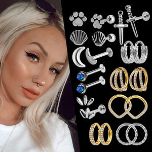 أقراط صغيرة من الفولاذ المقاوم للصدأ للبيع بالجملة من المصنع ، أقراط طوق الزركون المطلية بالذهب على شكل قلب وقلب وقشرة القمر - Product Image 4