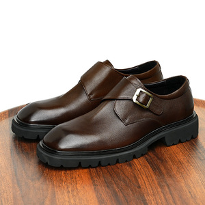 Chaussures habillées noires pour hommes en cuir véritable, design élégant et moderne, bout pointu. - Product Image 6