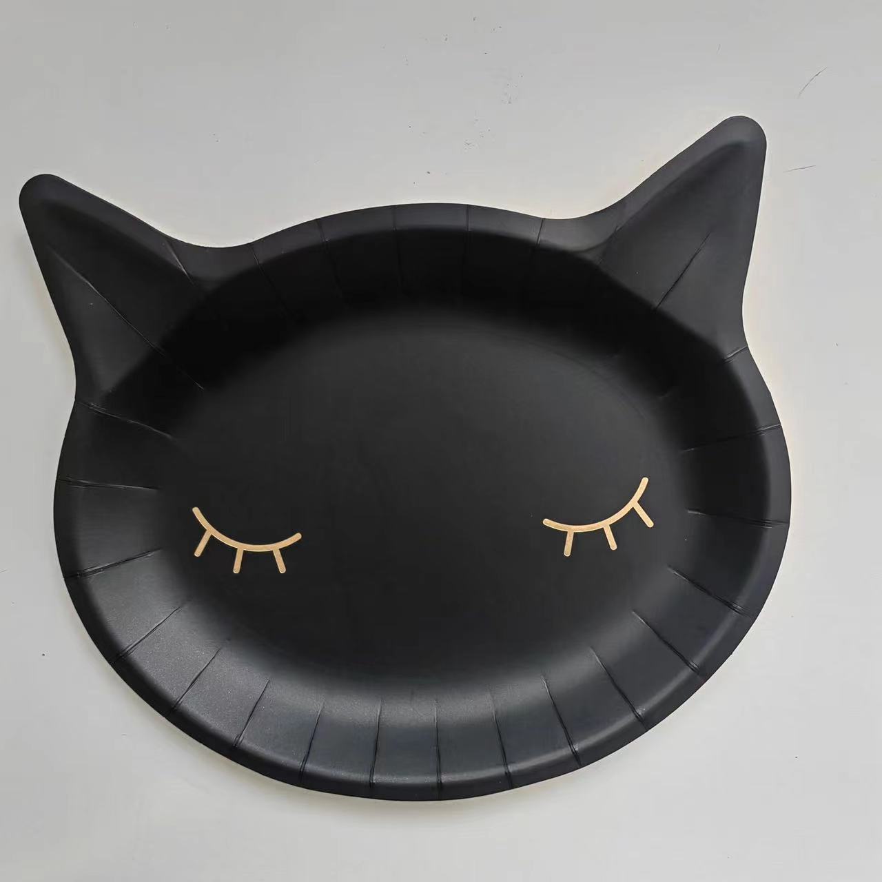 8 black cats