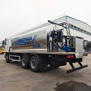 Heavy Duty Shacman Asphalt Distributor Truck 12000L Intelligent Bitumen <b>Spray</b> Vehicle for Highway Maintenance - Product Image 3