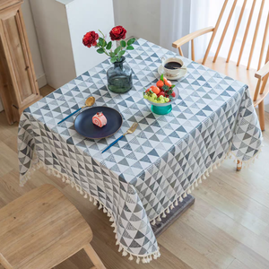 1 mantel de lujo ligero con borlas geométricas en V, adecuado para bodas, San Valentín y decoración del hogar. - Product Image 1