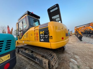 รถขุดโคมัตสึ 160 มือสอง น้ำหนัก 16 ตัน รุ่น PC160-7 ปี 2022 เครื่องยนต์ 90 กิโลวัตต์ ความจุบุ้งกี๋ 0.75 ลูกบาศก์เมตร เครื่องขุดดิน ผลิตในญี่ปุ่น - Product Image 4