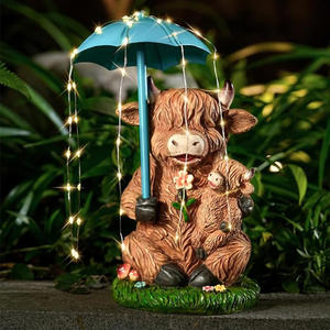Estatuas de Lámparas de Jardín de Resina con Diseño de Vaca de las Tierras Altas y Gnomo, Decoración Solar para Exteriores, Divertidas Decoraciones para Patio y Regalos - Product Image 2