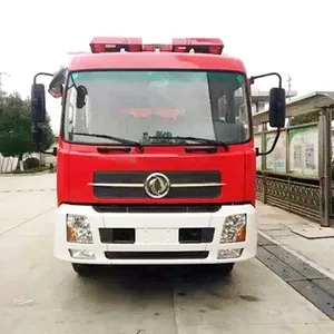דונגפנג באיכות גבוהה טיאנג 'ין 12 טון-משאית גן אש קטנה וירוק משאית מיכל מים