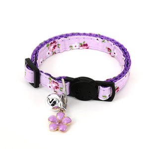 Nuevo diseño de poliéster Airtag Pet <span class=keywords><strong>Collar</strong></span> flor colgante con campana pequeña lindo estampado perro gato <span class=keywords><strong>Collar</strong></span> - Product Image 2