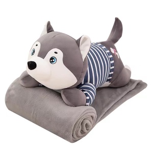 Meilleure vente couette d'été climatisation couverture en peluche jouet rose Husky peluche canapé décoration coussin