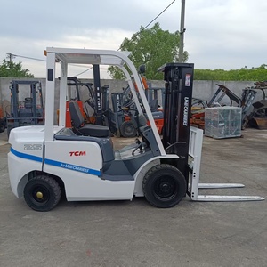 Montacargas Usado TCM 2.5T con Motor Diésel para Manejo de Materiales en Almacenes, Modelo FD25 Japonés, Altura de Elevación de 3m - Product Image 5