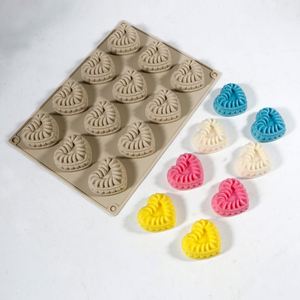 Molde de Silicona en Forma de Corazón Pequeño, Herramientas para Pasteles, Material Desechable y Ecológico de Grado Alimenticio, Diseño Único para Pasteles y Dulces - Product Image 6