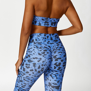 Pt sport ultimi quattro pezzi Set leopardato stampato a due disegni pantaloncini Top reggiseno e Leggings con parte inferiore strappottata sul retro di bellezza - Product Image 3
