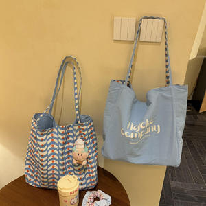 Sac en toile à carreaux rouges de style nouveau pour femmes, grande capacité, sac à bandoulière, sac en tissu réversible - Product Image 5