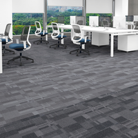 Hochwertige Nylon-Teppichfliesen 60x60cm Gepolsterte Schallabsorbierende Bodenlösung für Chefbüros und Empfangsbereiche