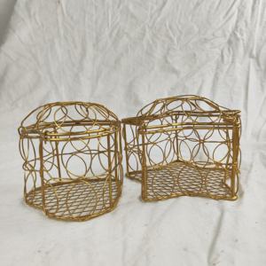 Jiaxiang Nouveau produit 2025 Forme <span class=keywords><strong>d</strong></span>'étoile Métal Fil de fer Artisanat Petit panier en fil métallique avec couvercle pour le stockage Boîte cadeau Porte-bonbons - Product Image 2