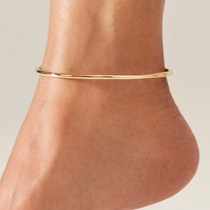 Pulsera <span class=keywords><strong>de</strong></span> Tobillo Minimalista <span class=keywords><strong>de</strong></span> Acero Inoxidable con Baño <span class=keywords><strong>de</strong></span> Oro <span class=keywords><strong>de</strong></span> 14K para Mujer, Accesorio Versátil <span class=keywords><strong>de</strong></span> Alta Gama para el <span class=keywords><strong>Pie</strong></span> - Product Image 1
