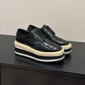 Mocassini con plateau con punta tonda e plateau <span class=keywords><strong>eleganti</strong></span> Sneakers in pelle di vitello riedizione 65 mm con punta alare <span class=keywords><strong>scarpe</strong></span> con plateau - Product Image 6