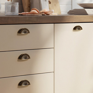Coquille américaine semi-ronde rétro Bronze poignée moderne salon laiton tiroir et armoire <span class=keywords><strong>porte</strong></span> armoire vieille poignée dorée - Product Image 2