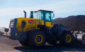 L68K-G with Weichai Engine and Manual Shantui Transmission Standard <b>Load</b> Capacity of 6T - Product Image 3