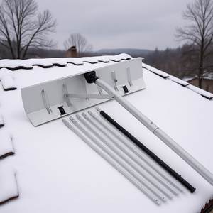 Râteau à neige léger en aluminium de 26 pieds, réglable, avec poignée antidérapante pour le déneigement des toits de maisons - Product Image 2