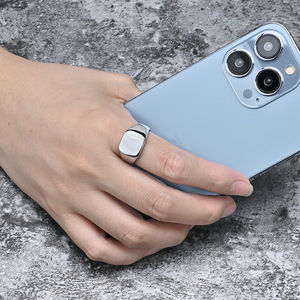 Popular yunnique jewelry: <b>Titanium</b> steel polished square stamp <b>ring</b> for men, simple geometric design, stainless ste - Product Image 3