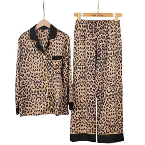 Пижама женская с леопардовым принтом - Product Image 1