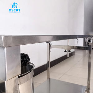 Mesa de Examen Veterinario OSCAT EUR PET de Acero Inoxidable con 2 Estantes, Soporte IV, Mesa de Diagnóstico y Tratamiento Veterinario - Product Image 3