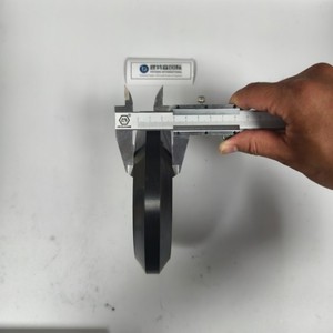 Galet <span class=keywords><strong>de</strong></span> guidage fiable pour ascenseur EA18359 L=32mm RG150 150mm - Product Image 5