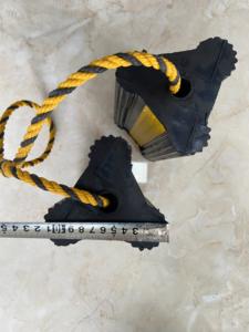 Calzo de rueda de avión de goma negra con forma de triángulo duradero de alta resistencia, gran oferta, 2017 - Product Image 3