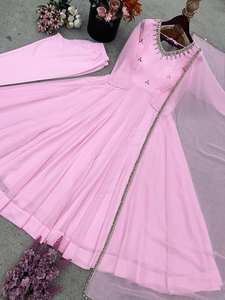 ชุดเดรส Anarkali ดีไซน์ใหม่ งานปัก Hot Fix ผ้าจอร์เจตต์ งานกระจกแท้และขอบลูกไม้ พร้อมกางเกงและผ้าคลุมไหล่ ตัดเย็บสำเร็จ พร้อมสวมใส่ - Product Image 5