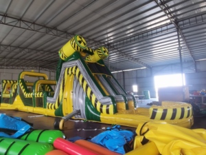 Carrera de obstáculos inflable comercial con tema tóxico con piscina Wipeout inflable 5K <span class=keywords><strong>Run</strong></span> Sport Game para adultos - Product Image 4