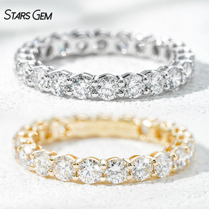 Anillo de Eternidad de Oro Sólido de 10K con Diamantes Cultivados en Laboratorio de Corte Brillante Redondo Unisex de Lujo StarsGem, 1.7ctw - Product Image 2