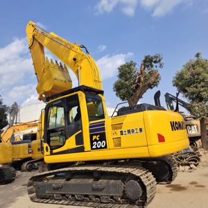 Excavadoras Usadas Komatsu PC200-6/7/8 y PC220-6/7/8 de 22 Toneladas con Motor, Caja de Cambios, Bomba y Rodamientos - Origen Japón - Product Image 4