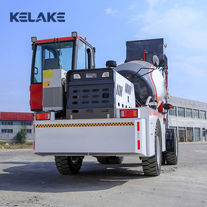 Camion malaxeur à béton KELAKE bleu, système entièrement hydraulique, auto-alimentation, haute capacité de charge - Product Image 4