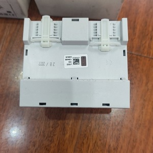 Transformador de Corriente Siemens 7KT1 200, 720 V CA, 3x60, 5 A, Hecho en Alemania - Product Image 3