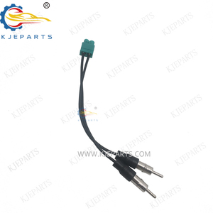 自動車用<span class=keywords><strong>2</strong></span>ピンコネクタラジオアンテナ配線ハーネス、デュアルファクラからDINへのアダプターケーブル付き、VW車用 - Product Image 2