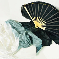 Éventails en bambou en soie artificielle Voiles Longs éventails en soie de danse du ventre Éventails en tissu de danse colorée Drapeaux de culte Vêtements de performance