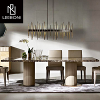 Meubles de maison durables au design de luxe, table à manger avec dessus en marbre et chaises