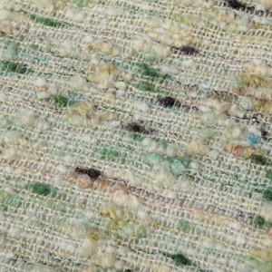 Tissu en tweed bouclé à rayures vert menthe et base blanche, en mélange de laine, pour gilet, manteau, blazer et robe printemps-automne - Product Image 4