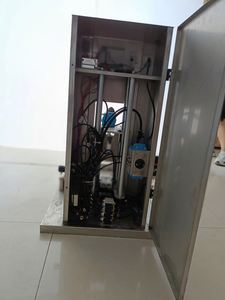 Machine de mise sous vide pour bouteilles en verre pour sauces piquantes à l'<span class=keywords><strong>ail</strong></span>, sauces tomates et sauces bœuf – Ligne de machines de capsulage - Product Image 5